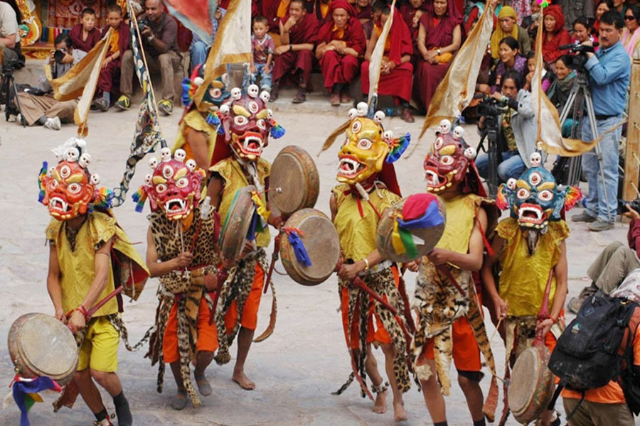 Discover-the-Local-Culture