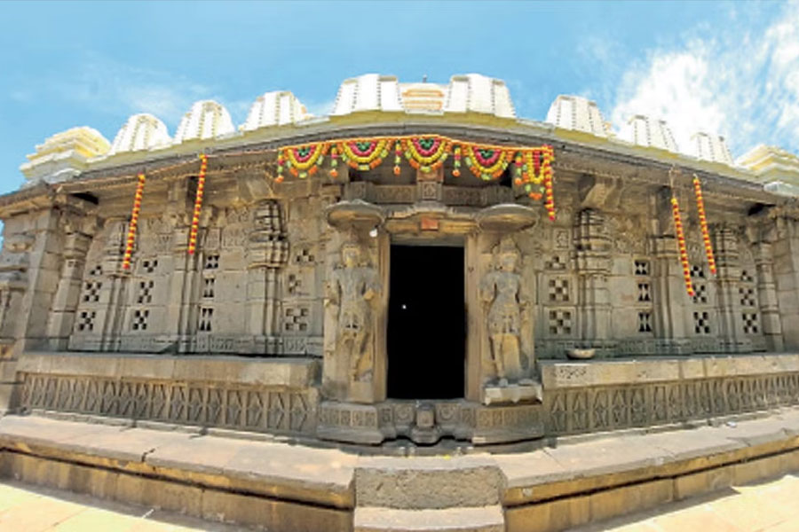 Pandeshwar-Mahadev-Temple