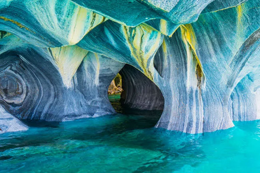 The-Marble-Caves